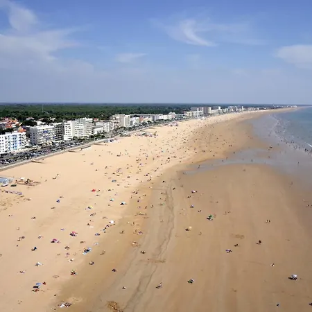 Maison 3 Avec Jardin Et Wi-fi A 10 Min De La Plage, Quartier Calme, Animaux Acceptes - Fr-1-323-370 *
