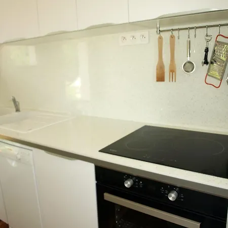 Maison 3 Avec Jardin Et Wi-fi A 10 Min De La Plage, Quartier Calme, Animaux Acceptes - Fr-1-323-370